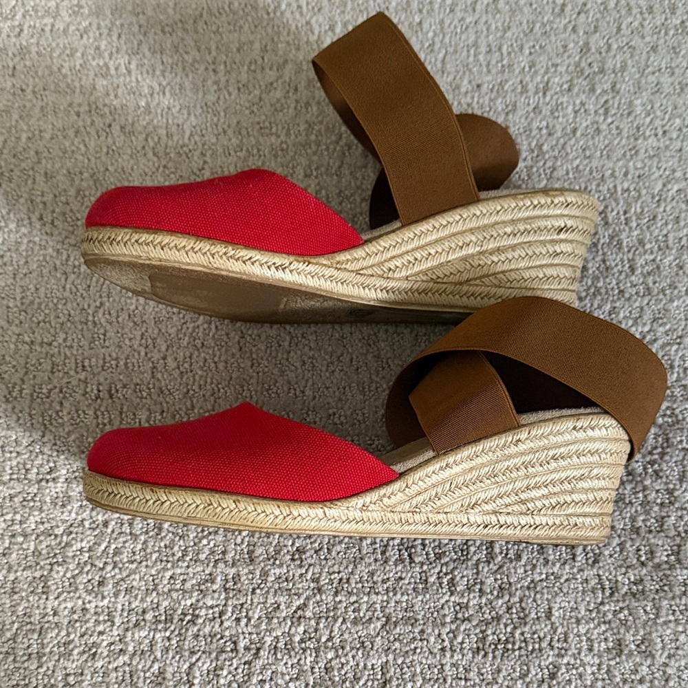 Charleston Shoe Company Heels - Picture 5 of 8